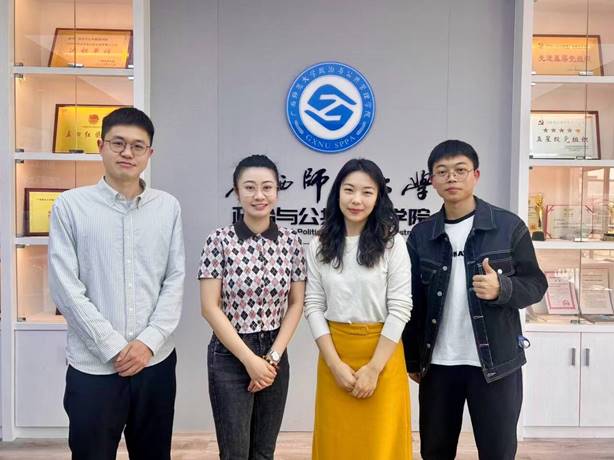 @8V)8OC4%5]~VXD4`)QS9VQ_tmb